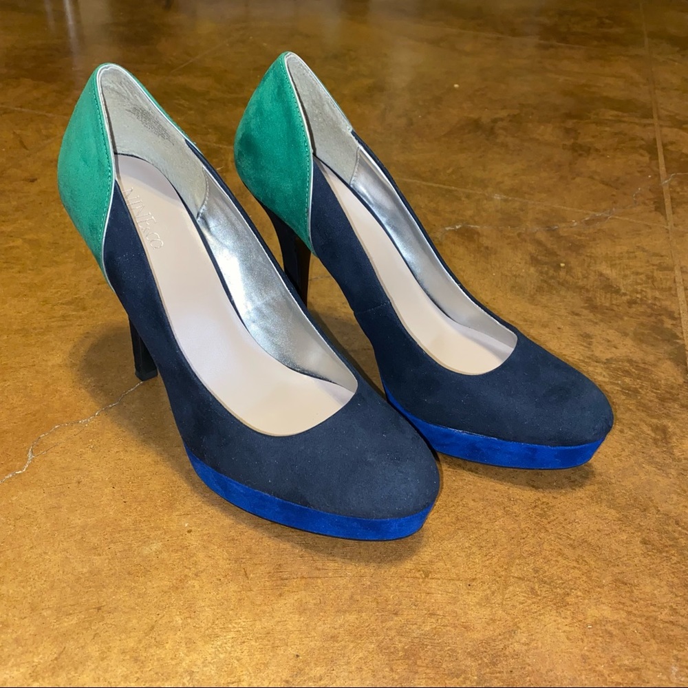 Nine & Co. Colors-green, royal & navy blue. Size 10